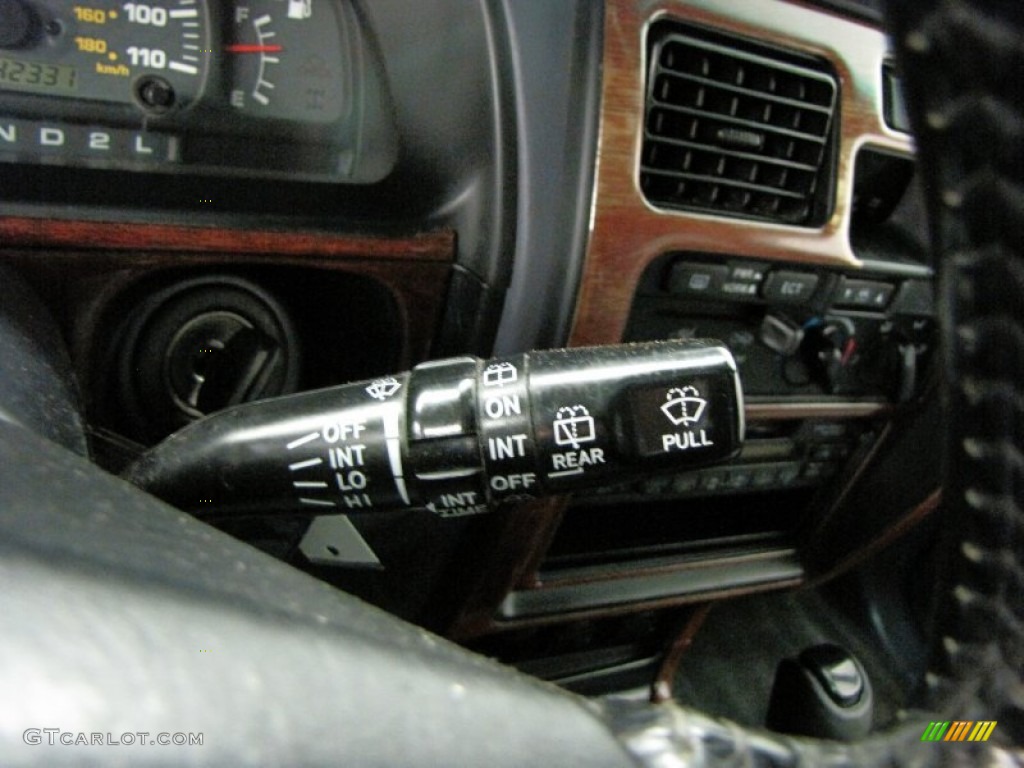 1999 4Runner SR5 4x4 - Millennium Silver Metallic / Gray photo #21