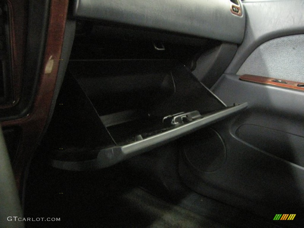 1999 4Runner SR5 4x4 - Millennium Silver Metallic / Gray photo #27