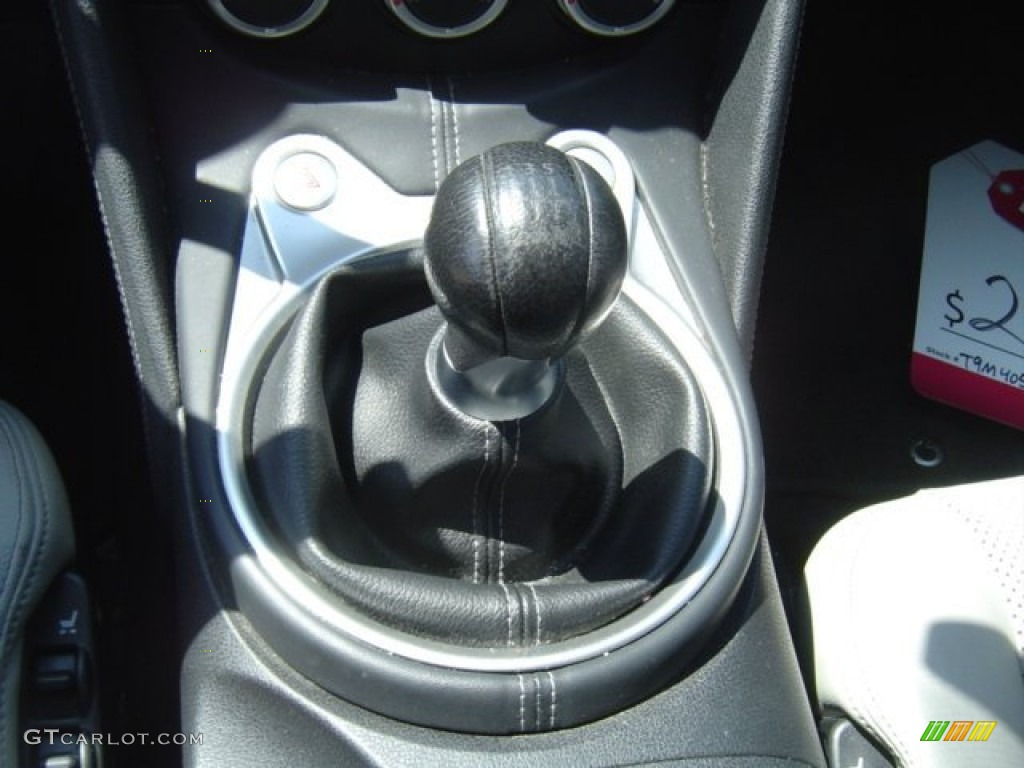 2009 Nissan 370Z Touring Coupe 6 Speed SynchroRev Match Manual Transmission Photo #69666309