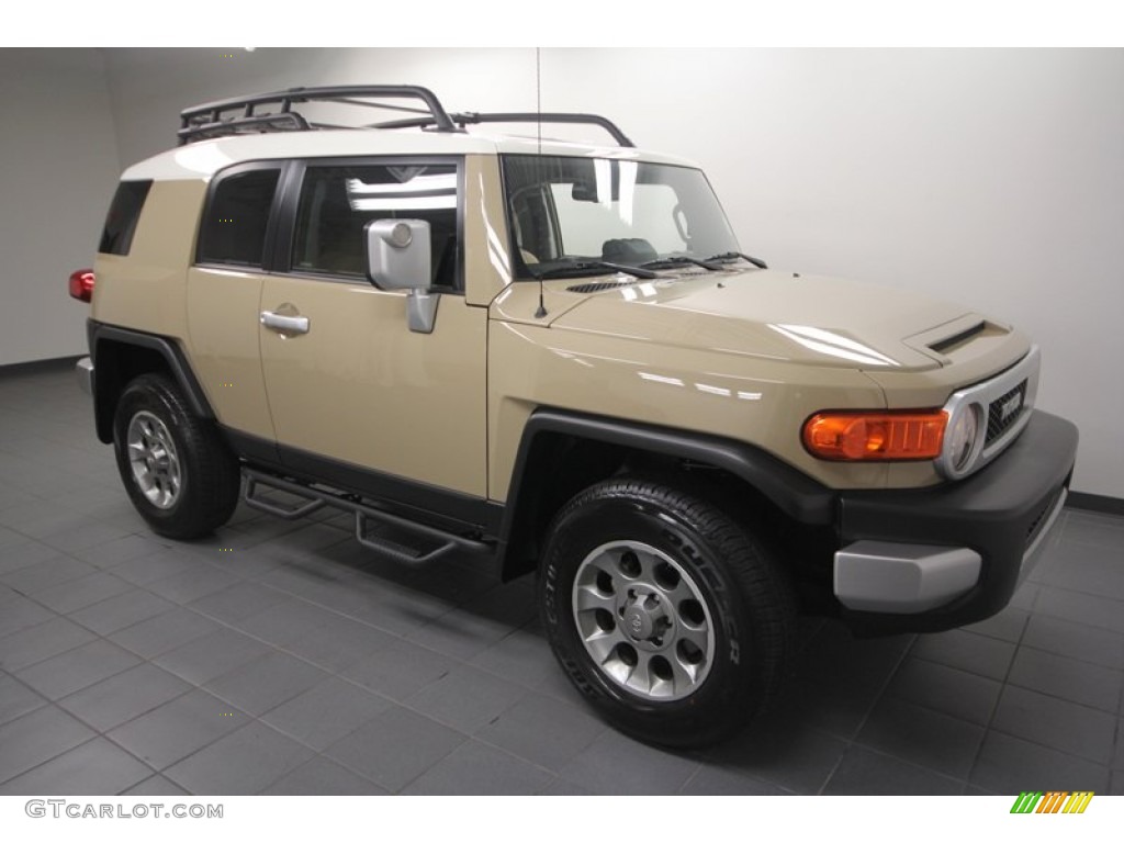 2012 FJ Cruiser 4WD - Quicksand / Dark Charcoal/Sand photo #8