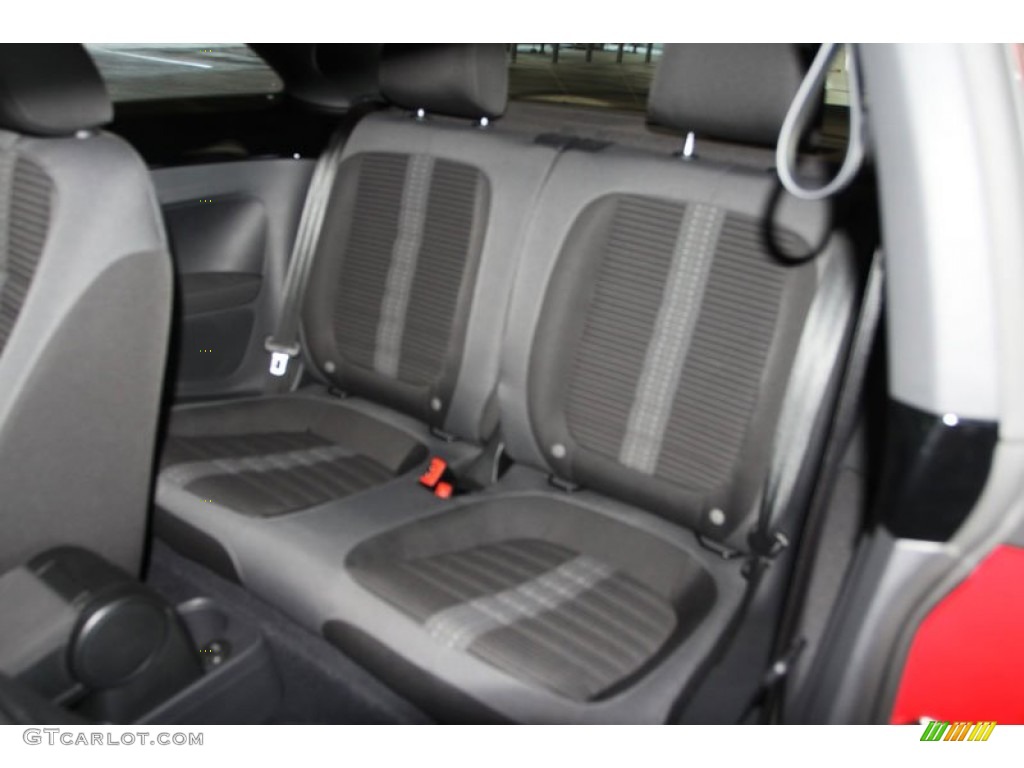 2013 Volkswagen Beetle Turbo Rear Seat Photo #69668173