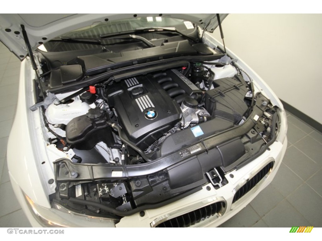 2011 BMW 3 Series 328i Sports Wagon 3.0 Liter DOHC 24-Valve VVT Inline 6 Cylinder Engine Photo #69668367