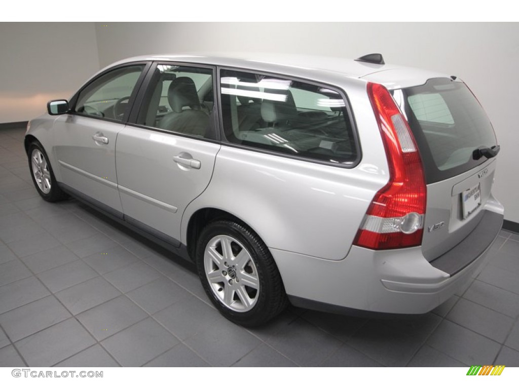 2006 V50 2.4i - Silver Metallic / Dark Beige/Quartz photo #5