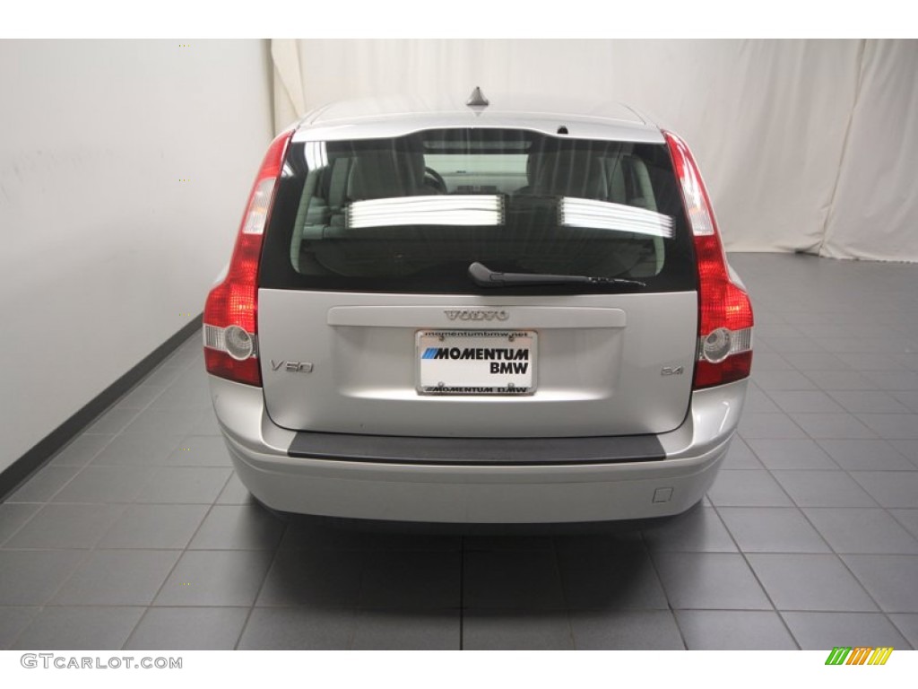 2006 V50 2.4i - Silver Metallic / Dark Beige/Quartz photo #11