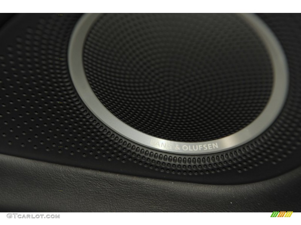 2011 Audi R8 5.2 FSI quattro Audio System Photo #69669863