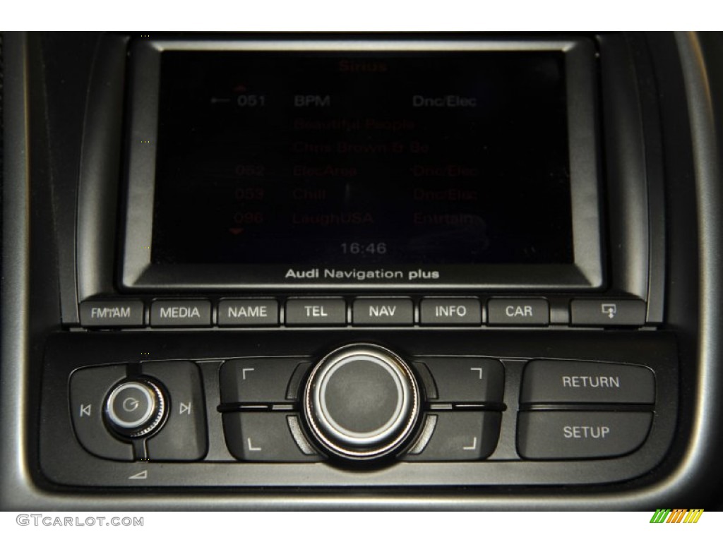 2011 Audi R8 5.2 FSI quattro Controls Photo #69669912