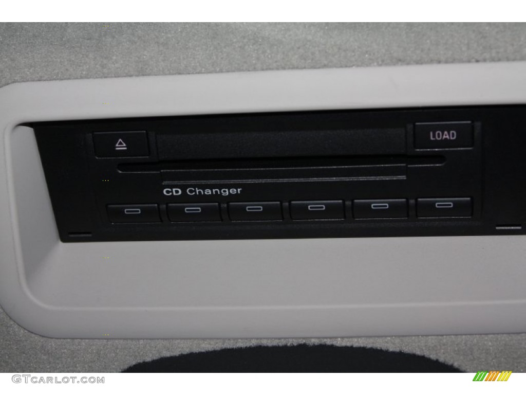 2008 Audi R8 4.2 FSI quattro Audio System Photo #69670872