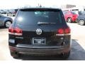 Black Uni - Touareg 2 VR6 Photo No. 4