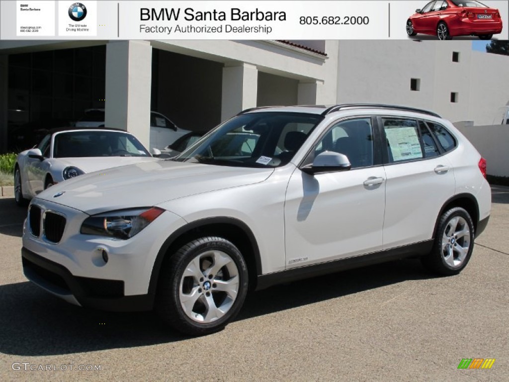 Mineral White Metallic BMW X1