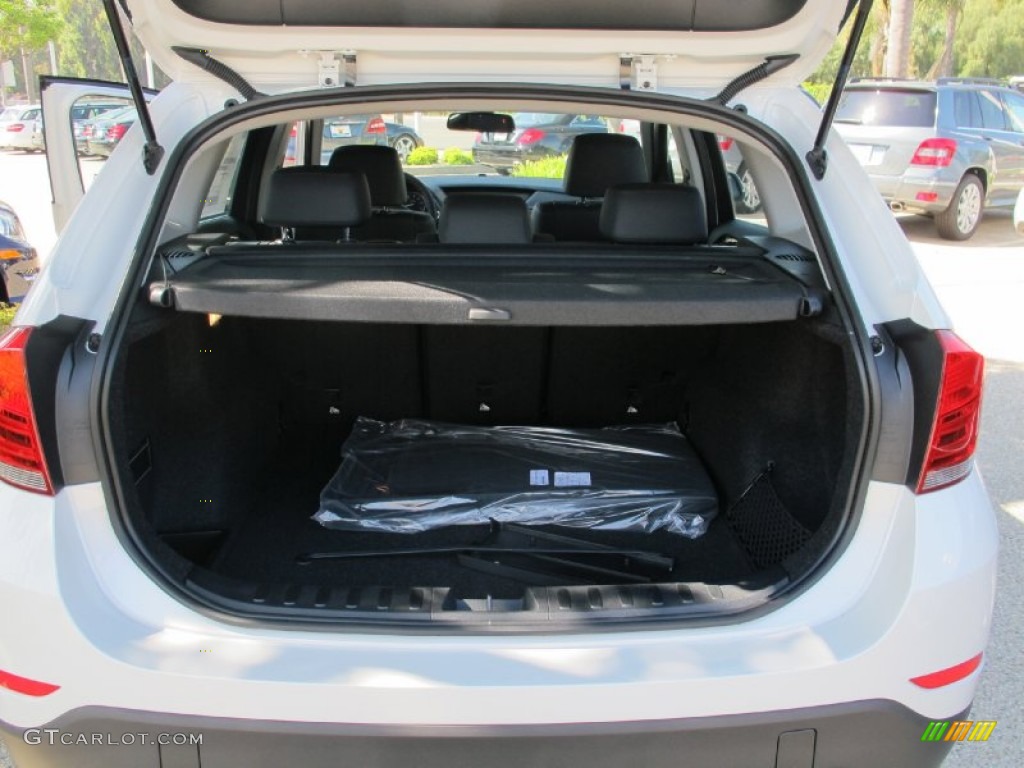 2013 BMW X1 sDrive 28i Trunk Photos