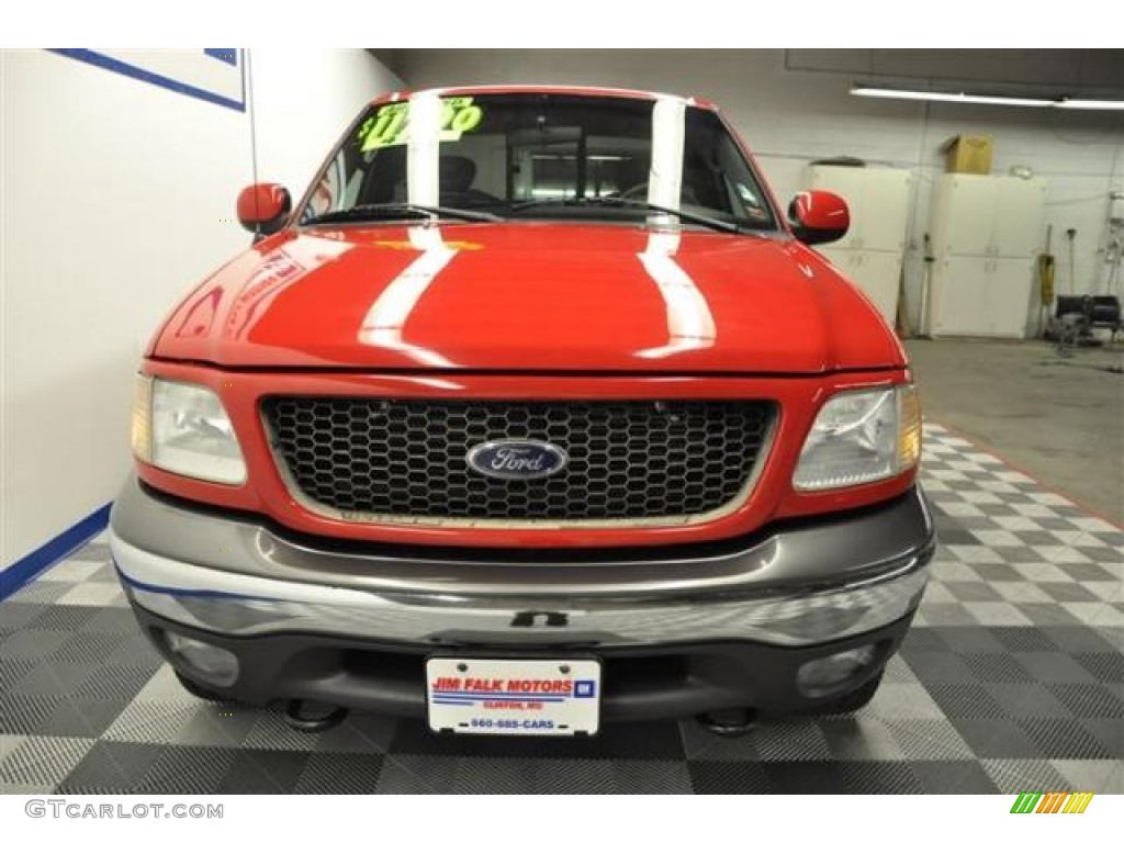 2003 F150 XLT SuperCab 4x4 - Bright Red / Medium Graphite Grey photo #4