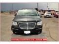 2009 Brilliant Black Crystal Pearl Chrysler Town & Country Limited  photo #12
