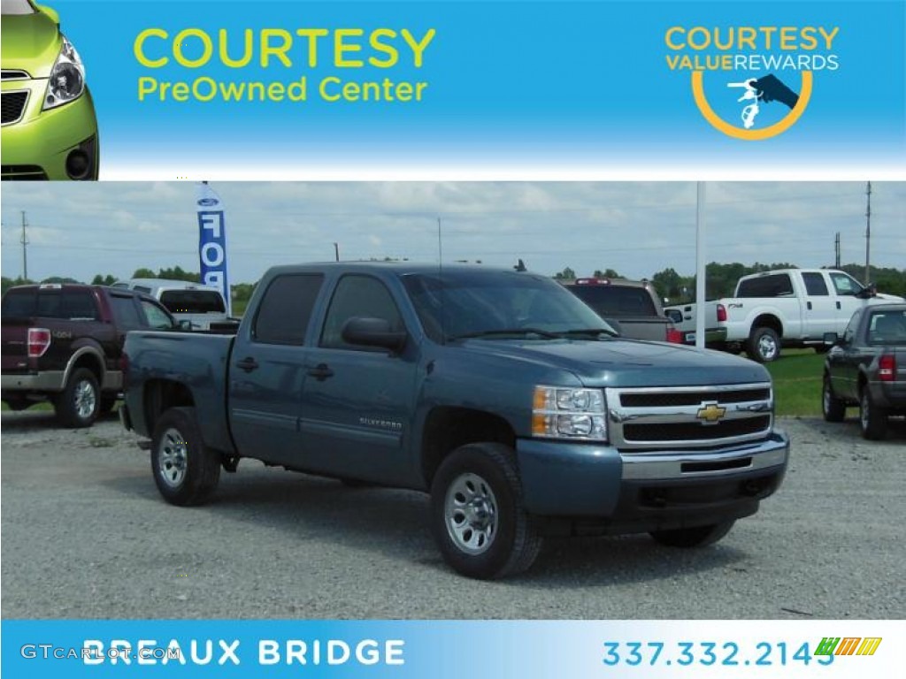 Blue Granite Metallic Chevrolet Silverado 1500