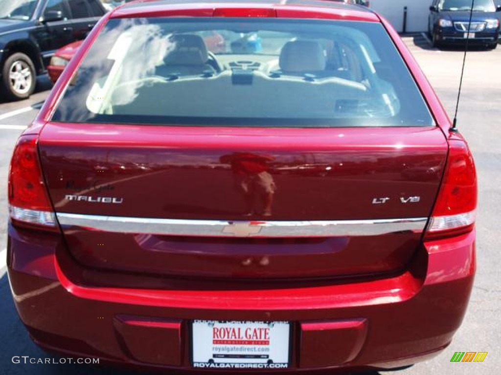 2004 Malibu Maxx LT Wagon - Sport Red Metallic / Neutral photo #5