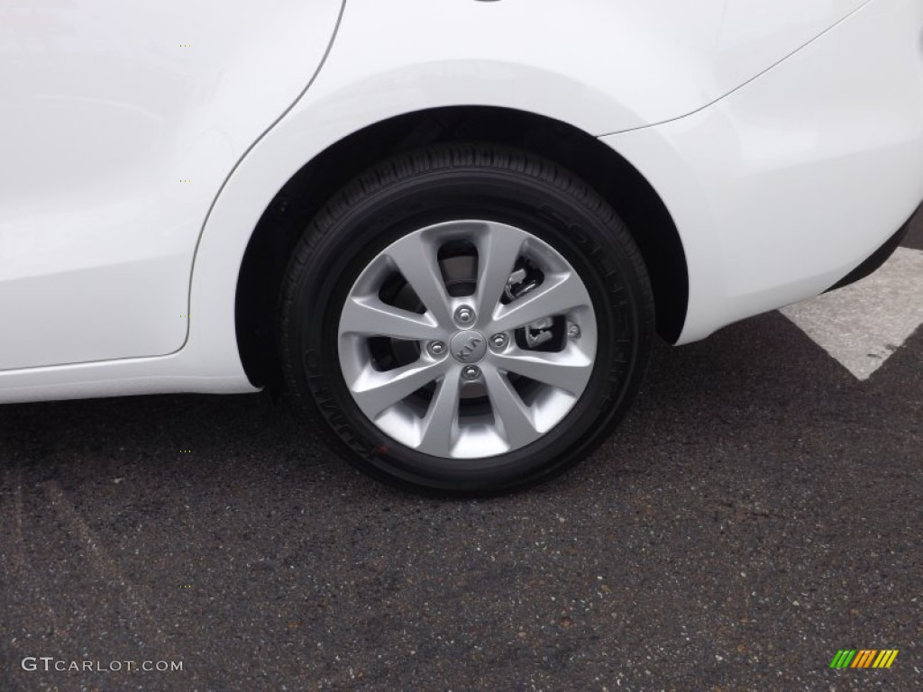 2013 Kia Rio EX Sedan Wheel Photo #69679596