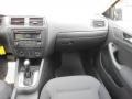 Black Uni - Jetta S Sedan Photo No. 15