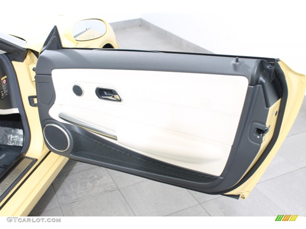 2005 Chrysler Crossfire Limited Roadster Dark Slate Grey/Vanilla Door Panel Photo #69682743