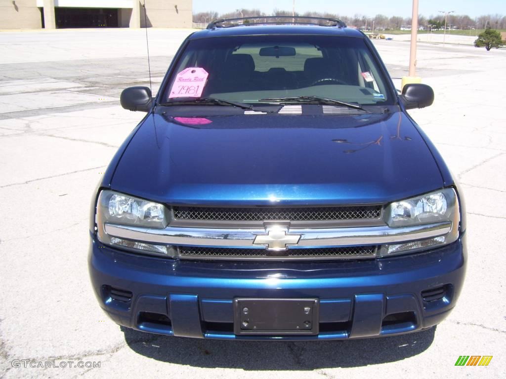 2002 TrailBlazer LS - Indigo Blue Metallic / Dark Pewter photo #3