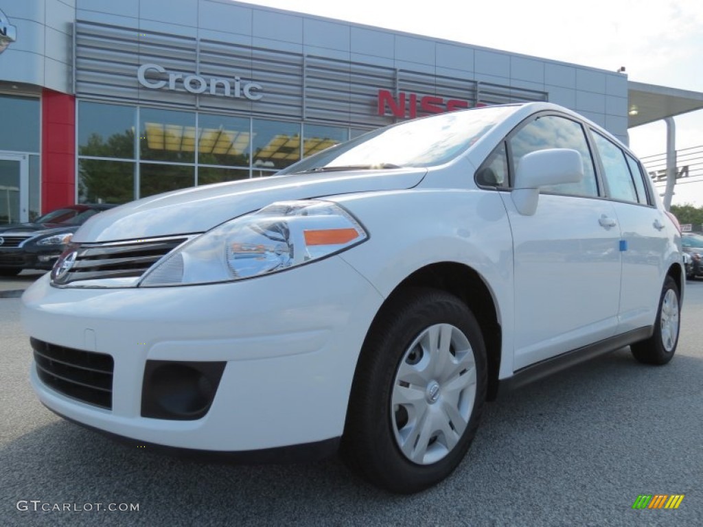 2012 Versa 1.8 S Hatchback - Fresh Powder White / Charcoal photo #1