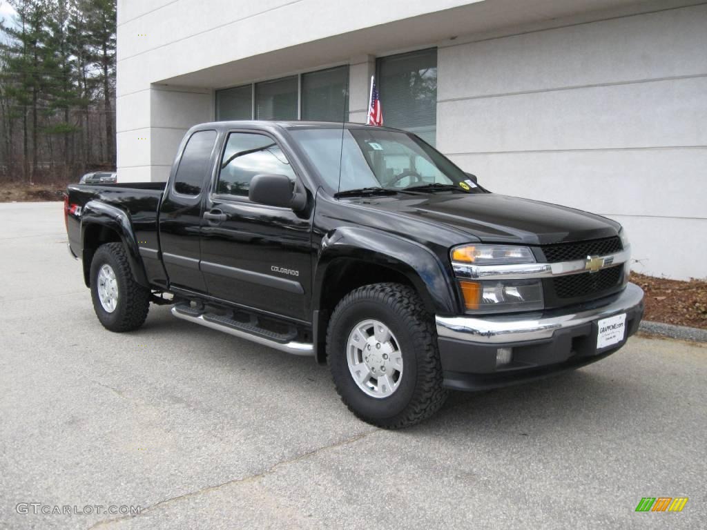 2004 Colorado LS Z71 Extended Cab 4x4 - Black / Medium Dark Pewter photo #1