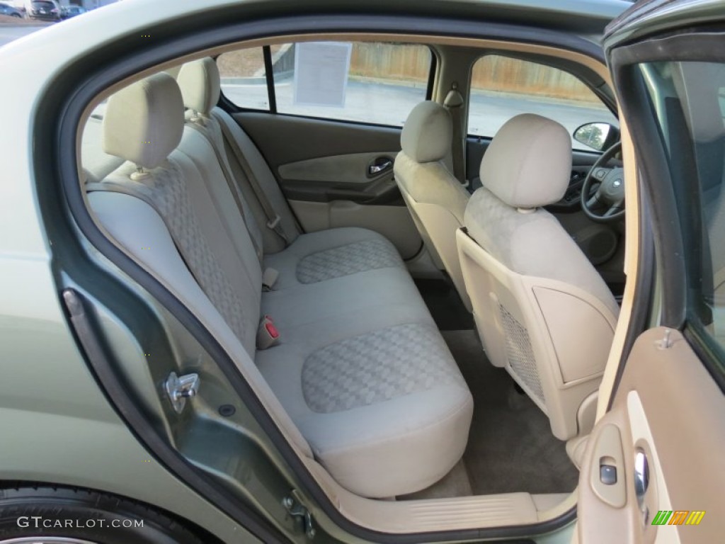 2005 Chevrolet Malibu LS V6 Sedan Rear Seat Photo #69689214