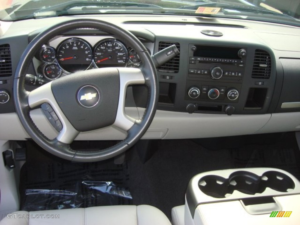 2008 Chevrolet Silverado 1500 LT Extended Cab Light Titanium/Ebony Accents Dashboard Photo #69689502