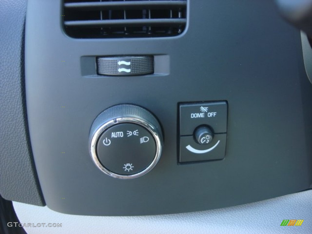 2008 Chevrolet Silverado 1500 LT Extended Cab Controls Photos