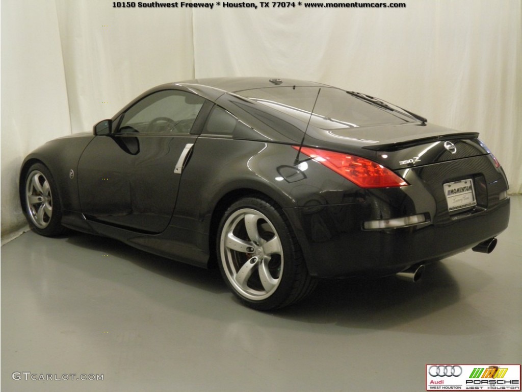 2006 350Z Grand Touring Coupe - Magnetic Black Pearl / Charcoal Leather photo #22