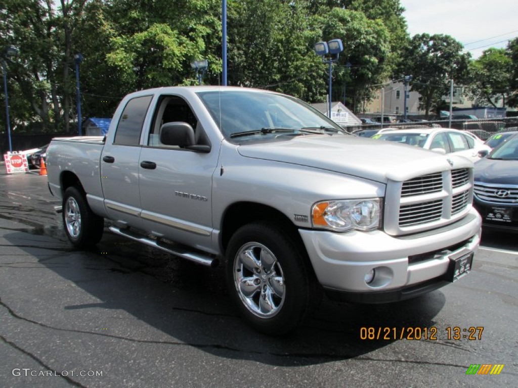 2004 Ram 1500 SLT Quad Cab 4x4 - Bright Silver Metallic / Dark Slate Gray photo #3