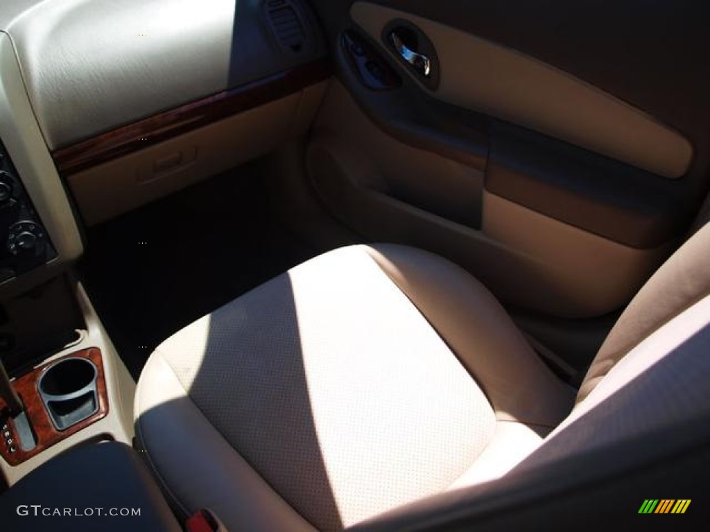 2004 Malibu Maxx LT Wagon - Sport Red Metallic / Neutral photo #13