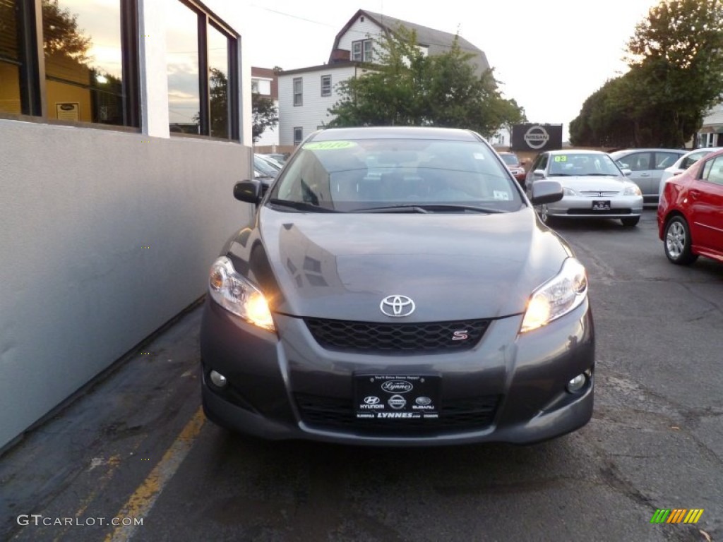 Magnetic Gray Metallic Toyota Matrix