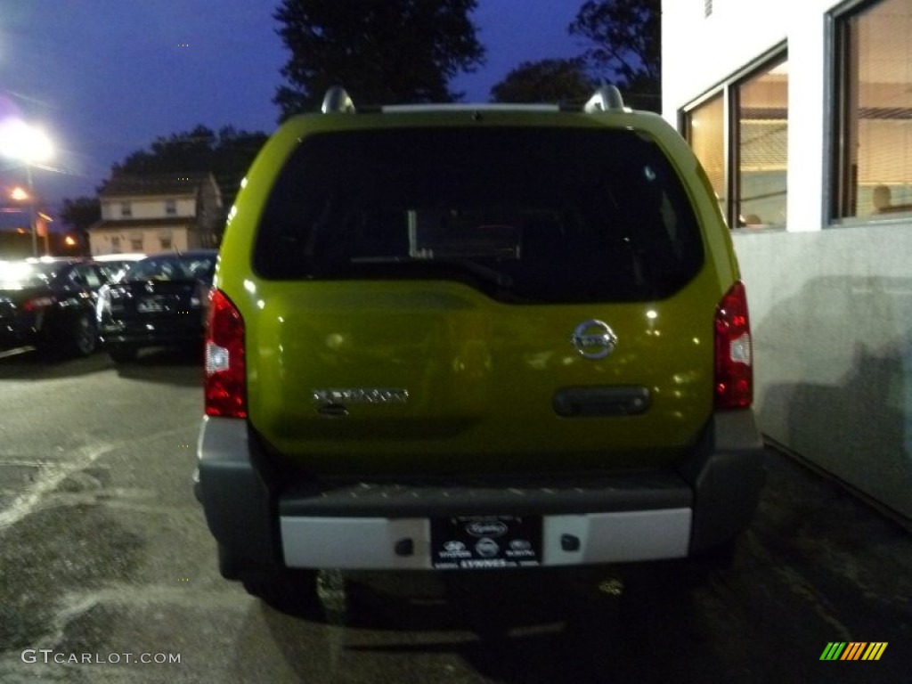 2011 Xterra S 4x4 - Metallic Green / Gray photo #1