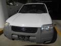 2002 Oxford White Ford Escape XLS  photo #2