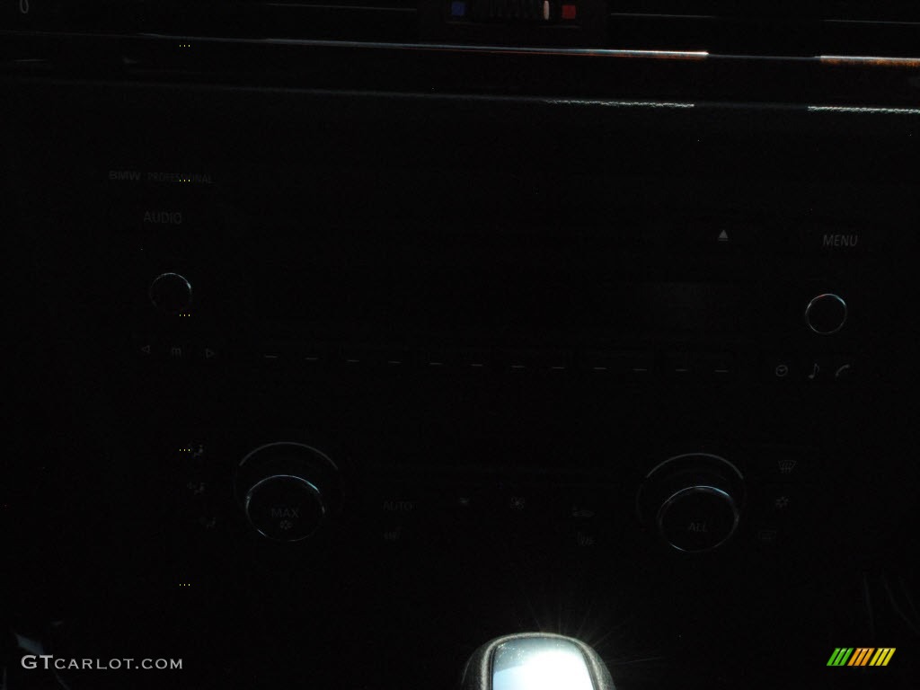2010 3 Series 328i Convertible - Jet Black / Black photo #20