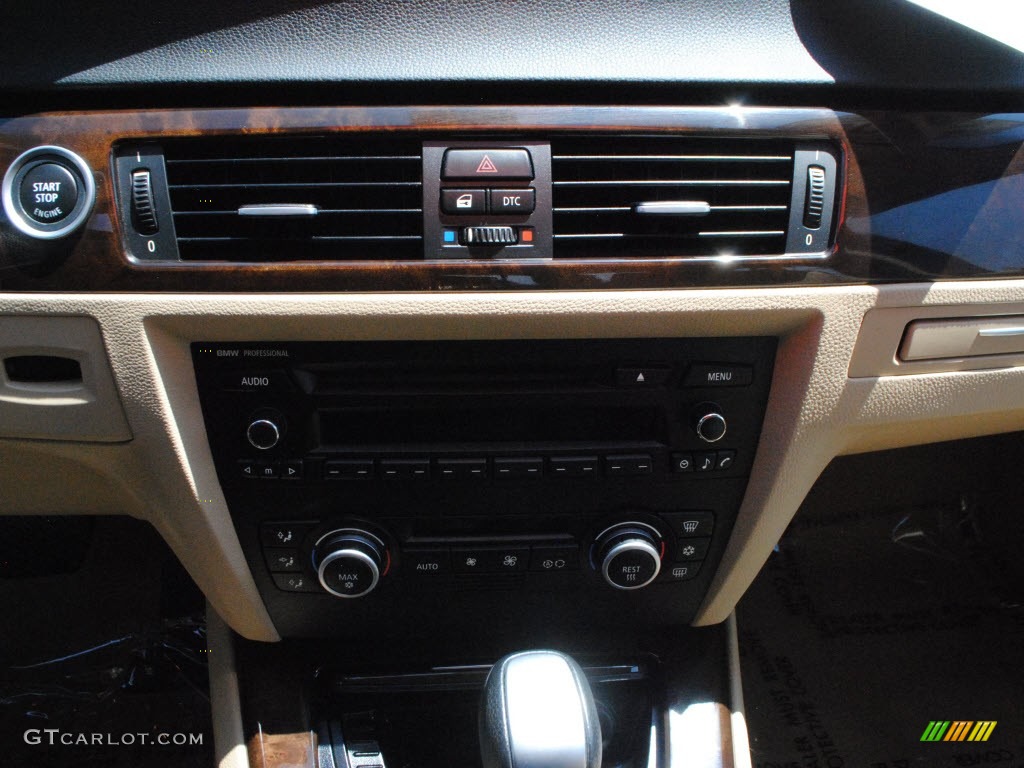 2009 3 Series 328i Sedan - Black Sapphire Metallic / Beige photo #25