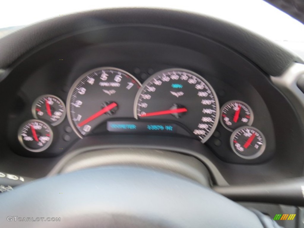 2005 Corvette Coupe - Machine Silver / Ebony photo #30