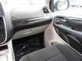 Stone White - Grand Caravan Crew Photo No. 14