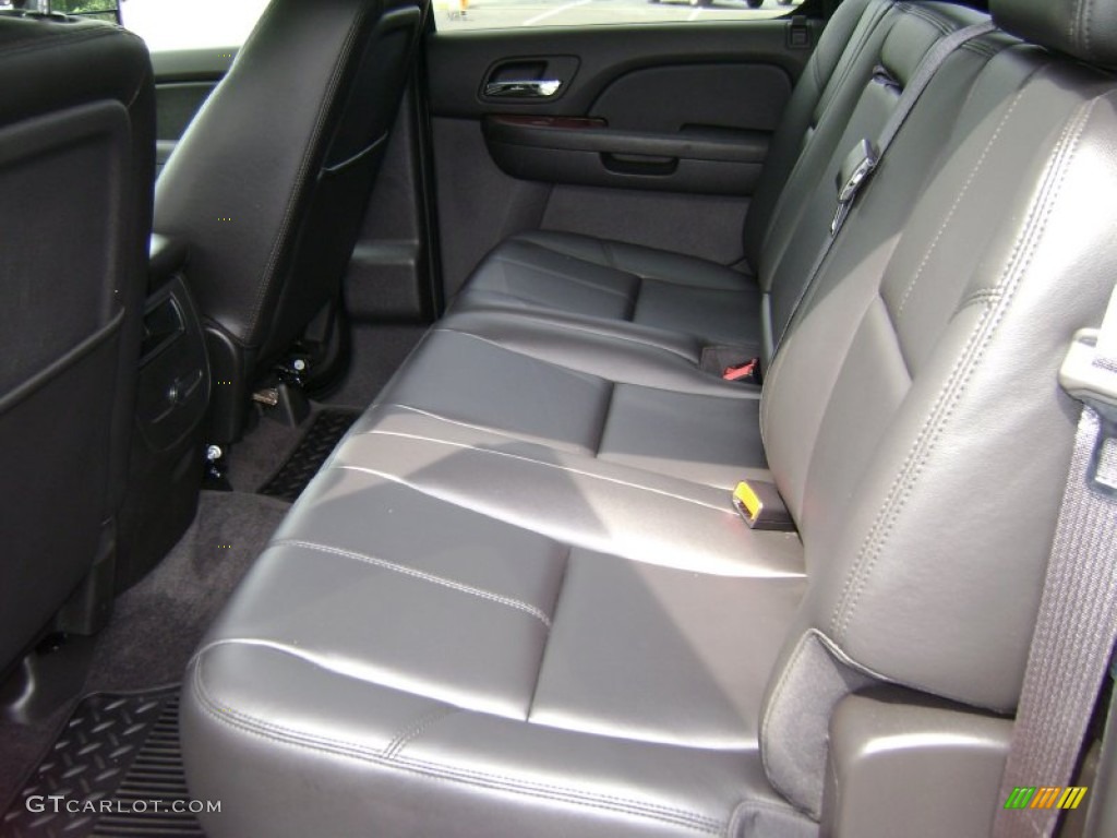 2011 Chevrolet Silverado 3500HD LTZ Crew Cab 4x4 Dually Rear Seat Photo #69702051