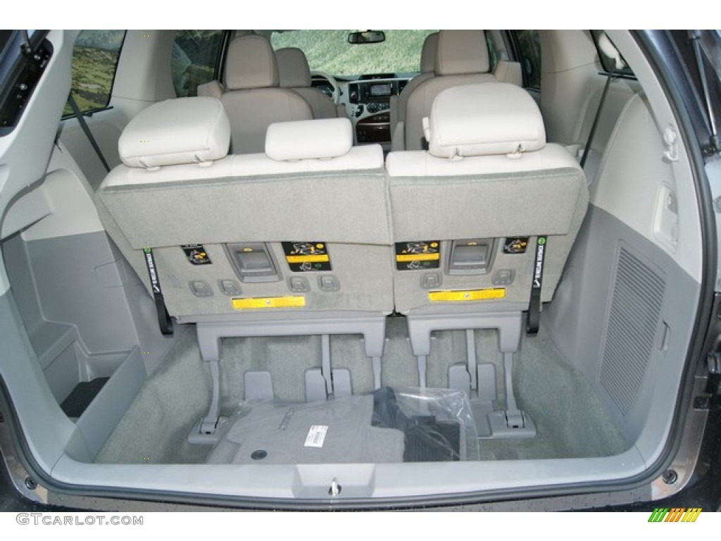 2013 Toyota Sienna XLE AWD Trunk Photo #69704709