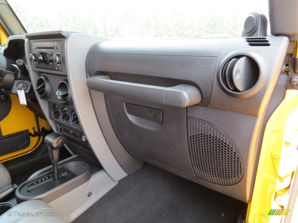 2009 Jeep Wrangler X 4x4 Dark Slate Gray/Medium Slate Gray Dashboard Photo #69706011