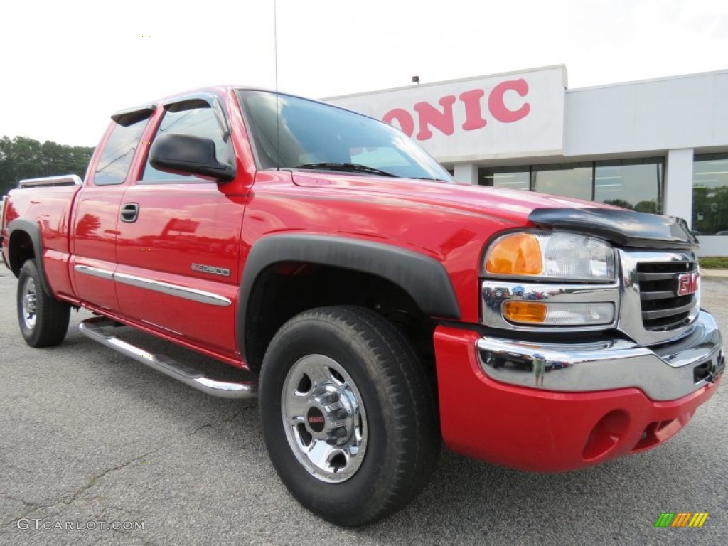 2004 Sierra 2500HD SLE Extended Cab 4x4 - Fire Red / Dark Pewter photo #1