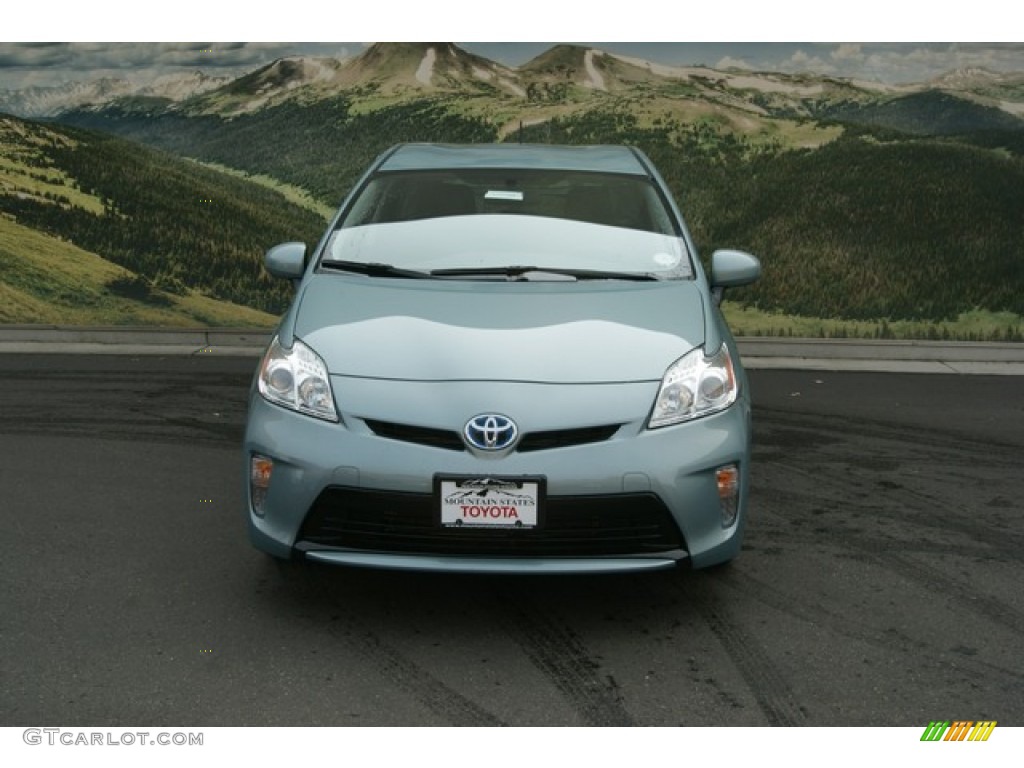 2012 Prius 3rd Gen Two Hybrid - Sea Glass Pearl / Dark Gray photo #3