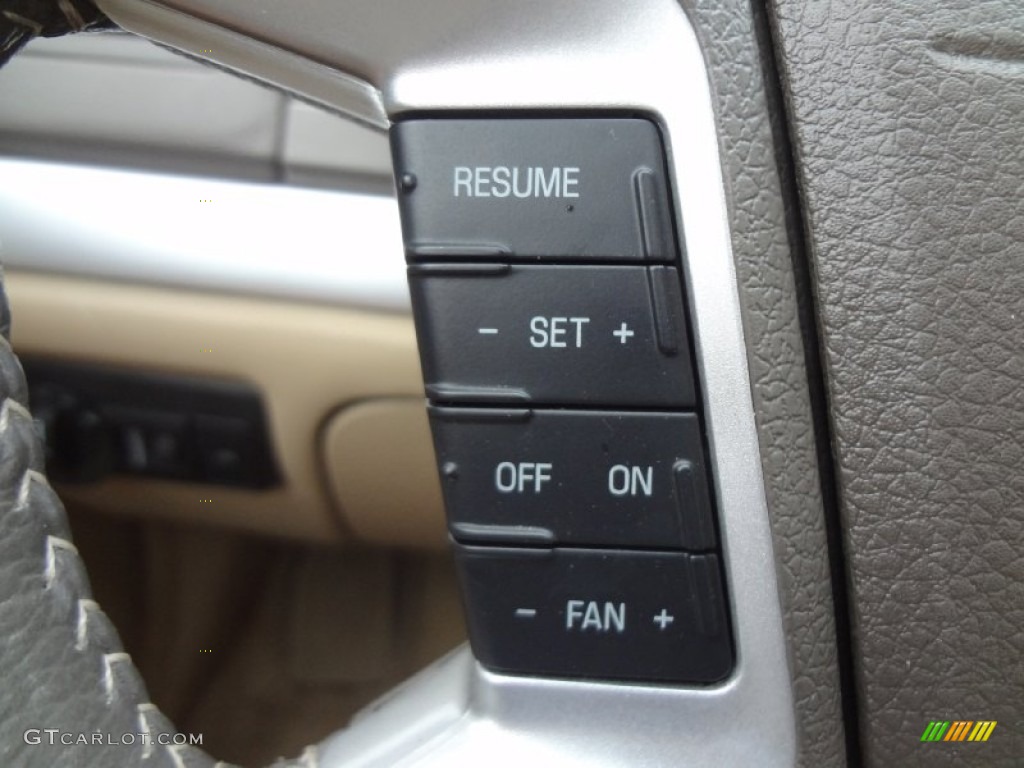 2007 Mercury Milan V6 Premier AWD Controls Photo #69710403