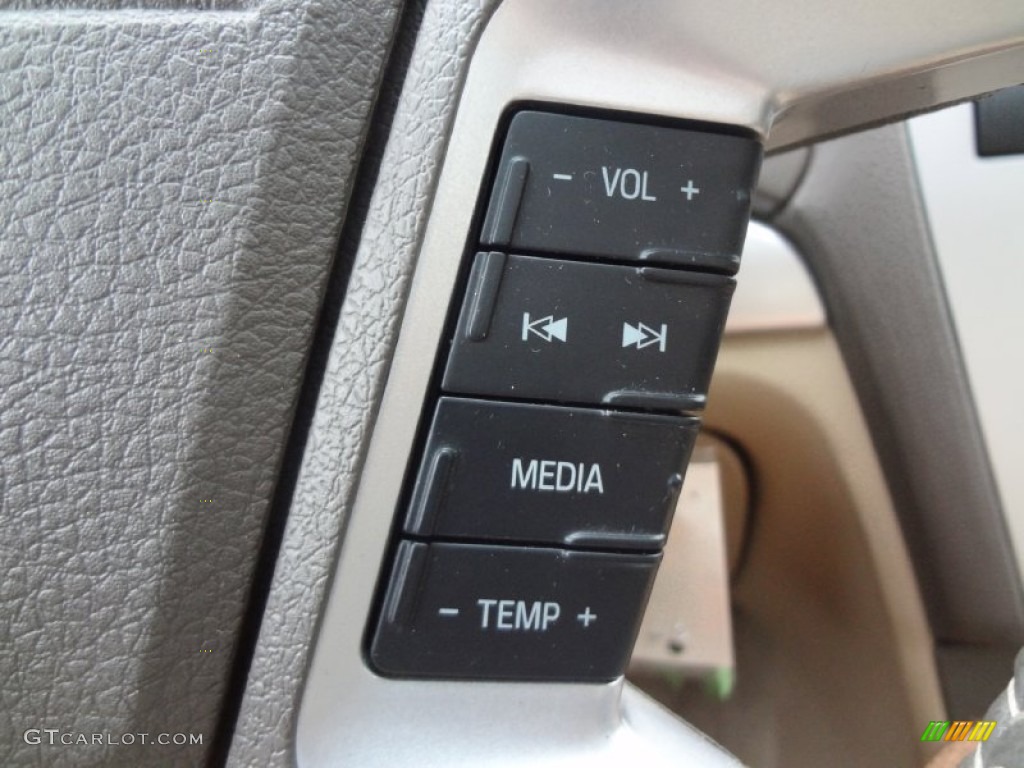 2007 Mercury Milan V6 Premier AWD Controls Photo #69710430