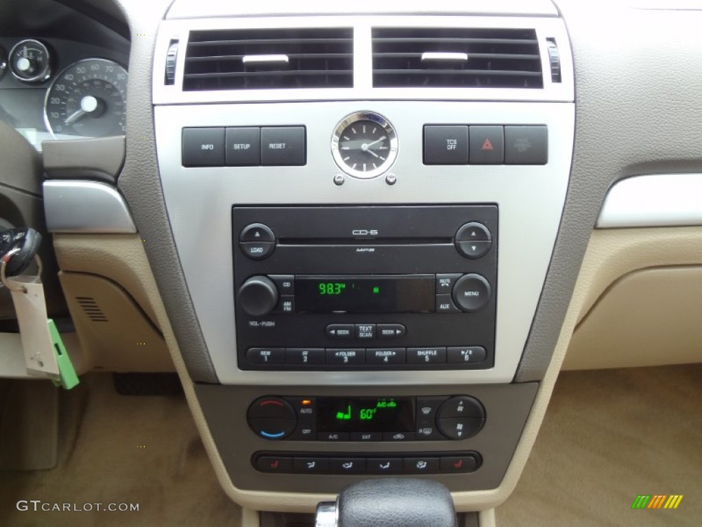 2007 Mercury Milan V6 Premier AWD Controls Photo #69710439