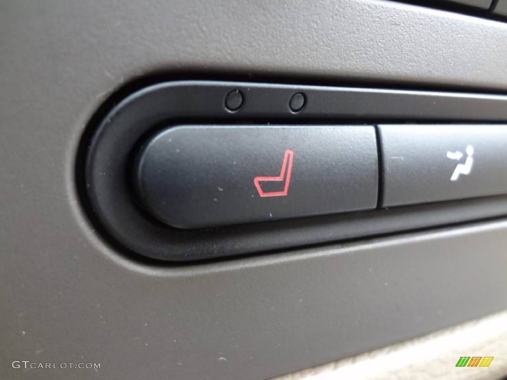 2007 Mercury Milan V6 Premier AWD Controls Photo #69710469