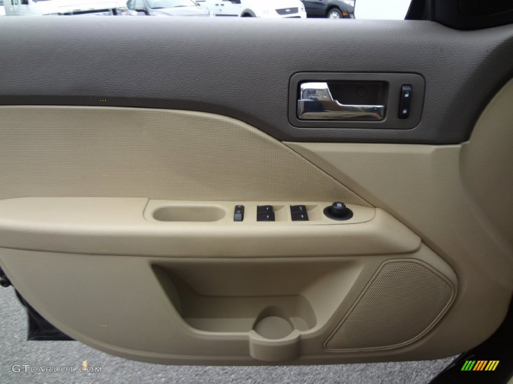 2007 Mercury Milan V6 Premier AWD Door Panel Photos