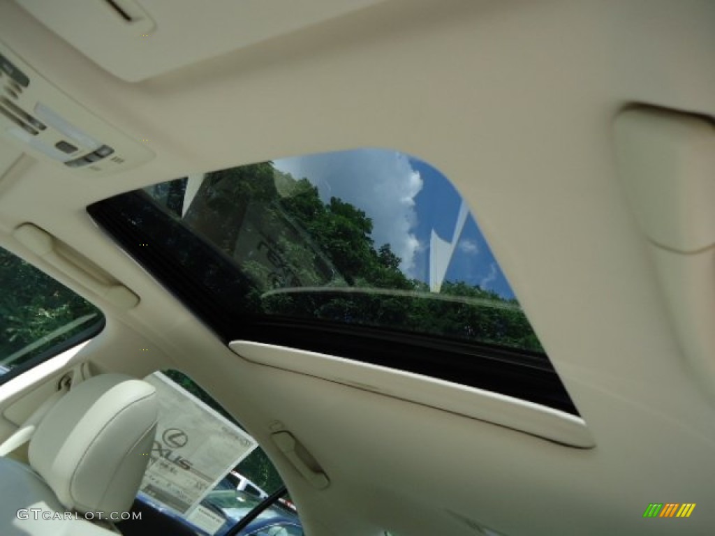 2012 IS 250 AWD - Cerulean Blue / Ecru photo #15