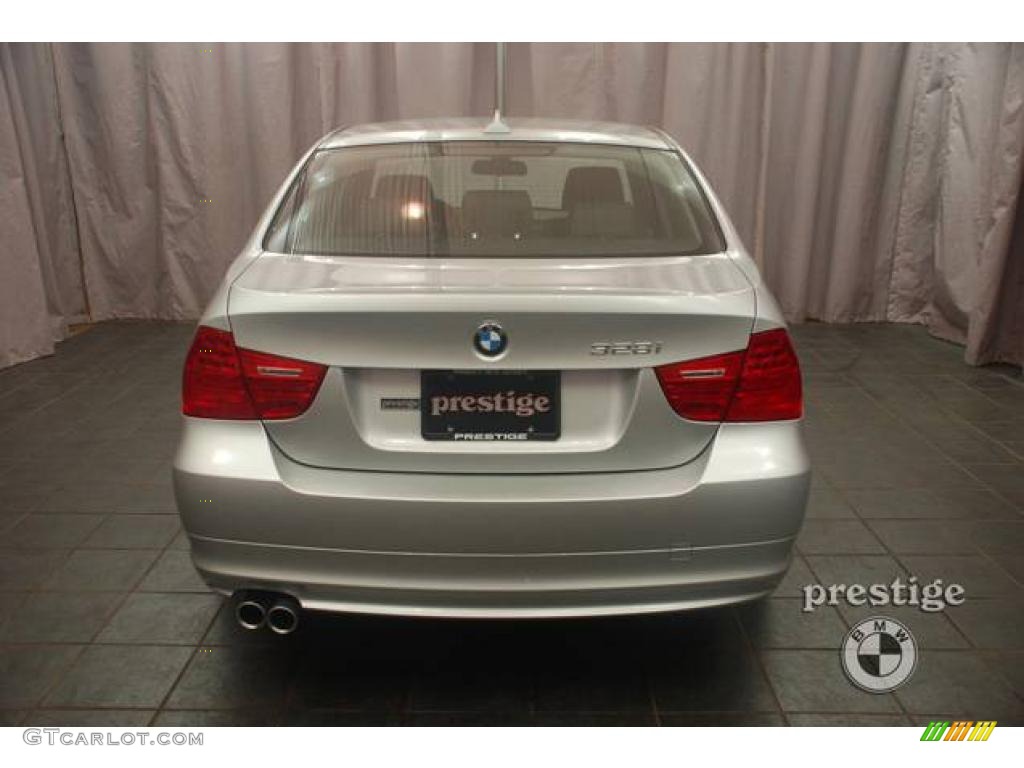 2009 3 Series 328xi Sedan - Titanium Silver Metallic / Black photo #2