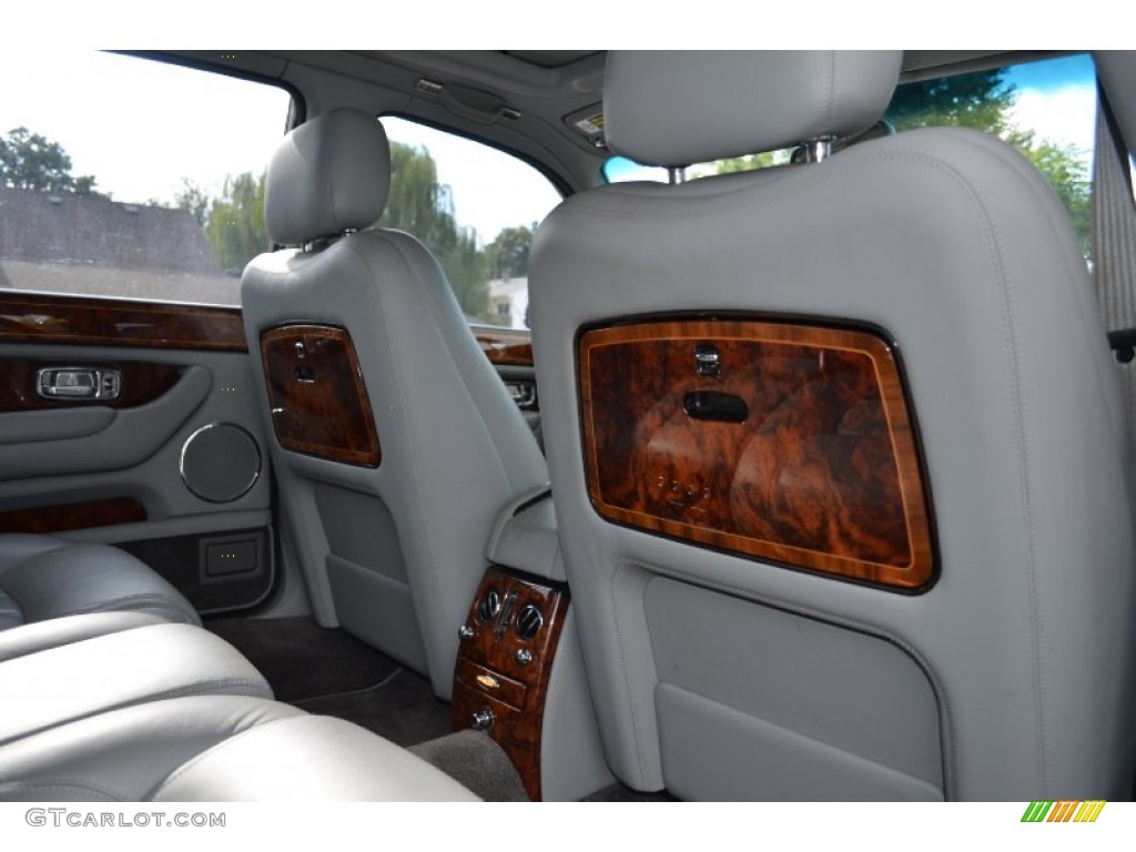 2004 Arnage R - Silver Tempest / Stratus Grey photo #32